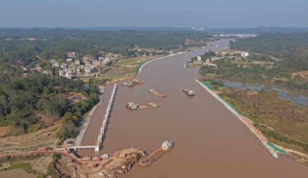 子材大桥通车 平陆运河27座跨运河桥梁全部建成