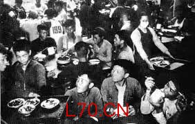 50年代人民公社大锅饭真实照片