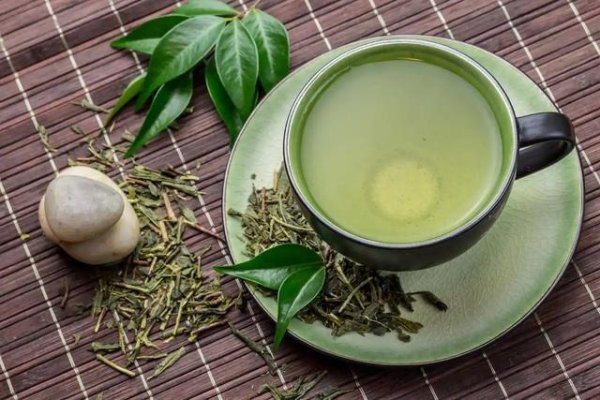 绿茶被发现！医生：喝得越多，高血脂患者血管或越干净？真假？